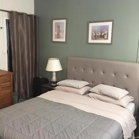 Appartamento 2 Bd 16th Arrondissement Trocadero Sleeps 4 To 6 Eiffel Tower Parigi