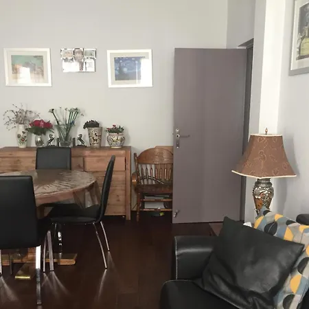2 Bd 16th Arrondissement Trocadero Sleeps 4 To 6 Eiffel Tower Appartamento *
