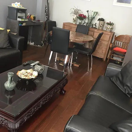 Appartamento 2 Bd 16th Arrondissement Trocadero Sleeps 4 To 6 Eiffel Tower Parigi